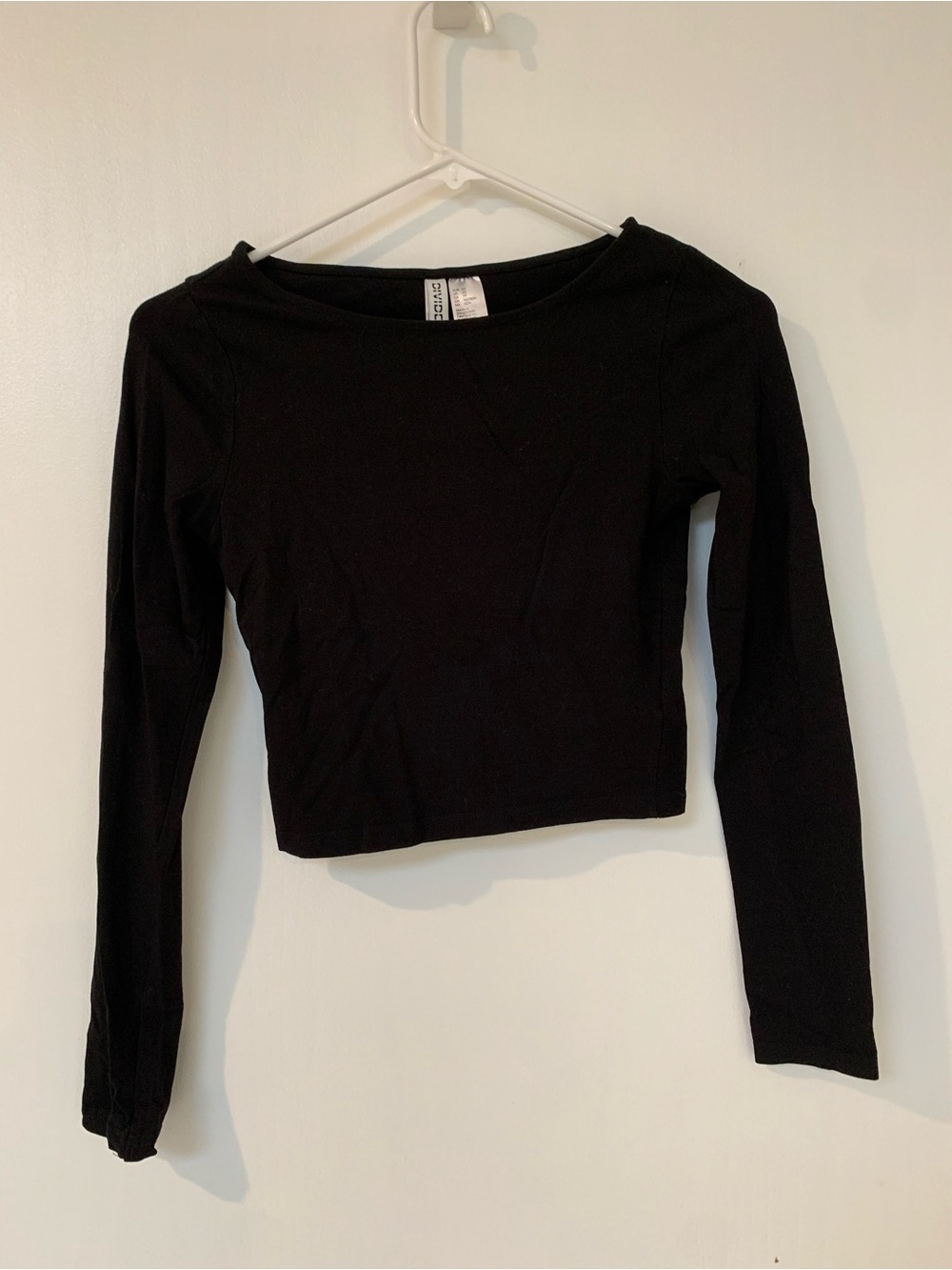H&M Black Long-Sleeve Cropped Top